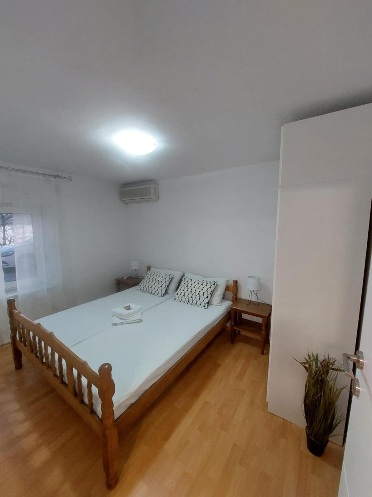 Apartman Luka Klenovica Εξωτερικό φωτογραφία